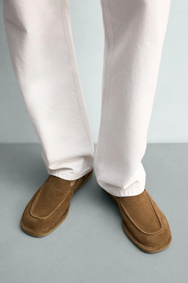 LEATHER LOAFERS