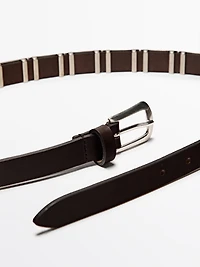 Ceinture avec pièces métalliques