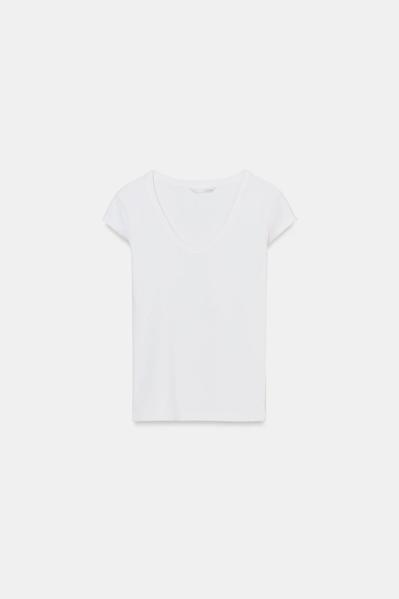 T-SHIRT COL PLONGEANT