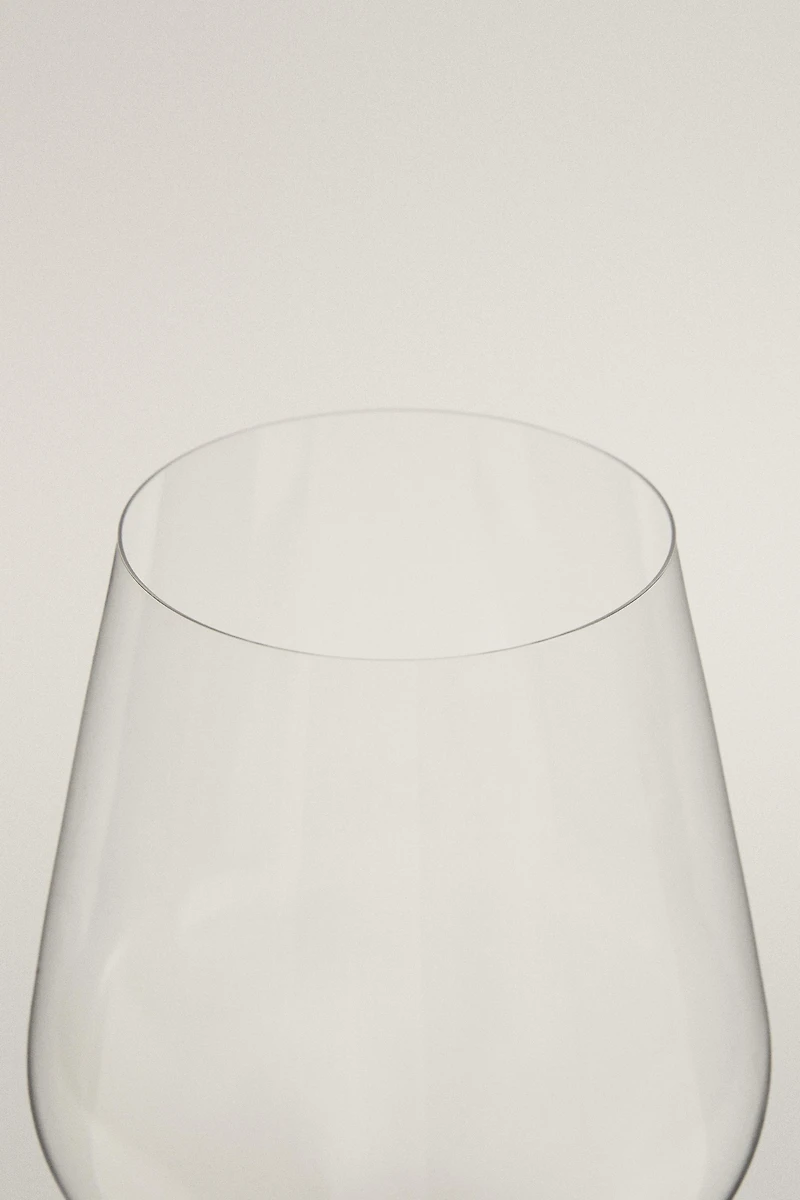 ULTRALIGHT CRYSTALLINE GLASS