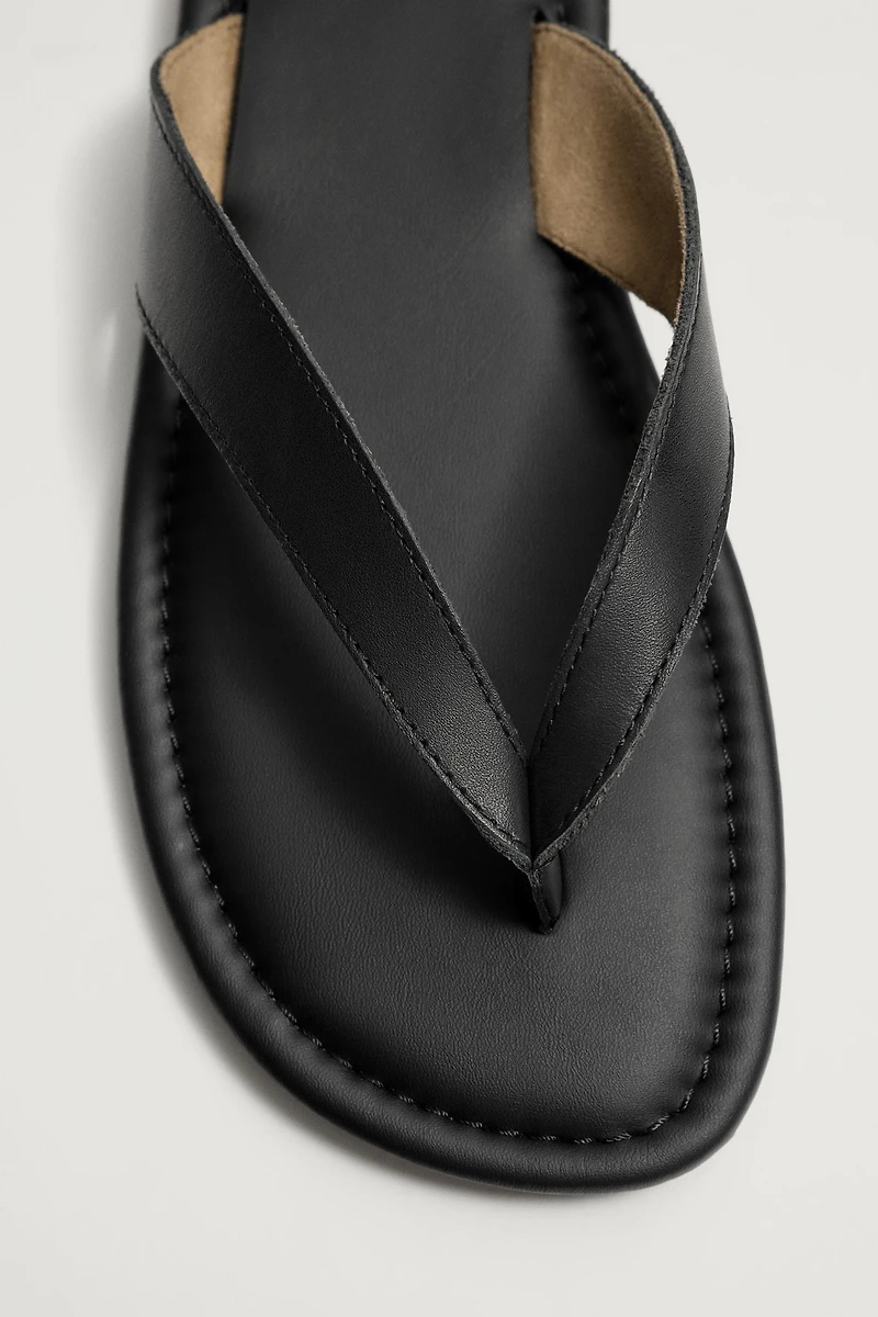 LEATHER STRAP SANDALS