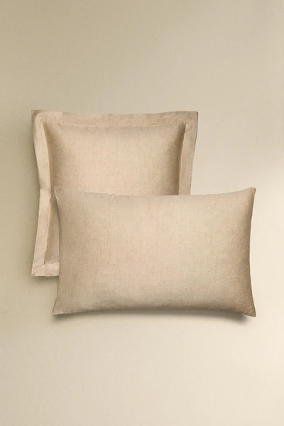 TEXTURED PRINT PILLOWCASE