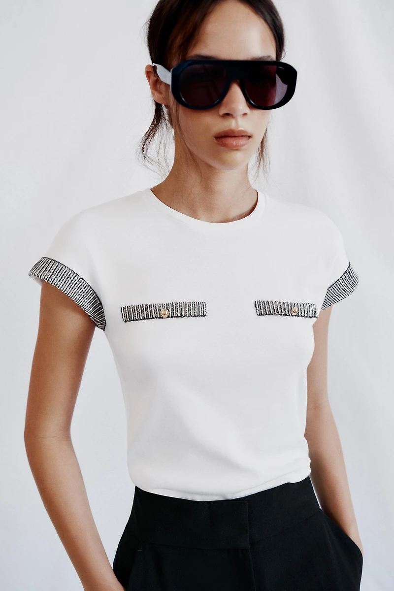 TRIM DETAIL BUTTON T-SHIRT
