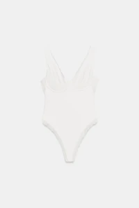 BODY AVEC DENTELLE