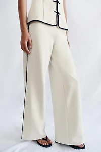 PANTALON LARGE À LISERÉS