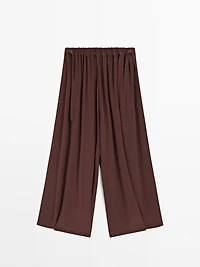 Flowing technical fabric skort