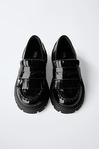 DETAIL LOAFERS