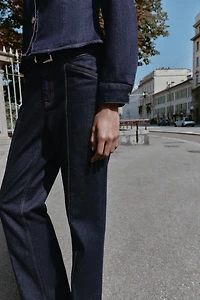 Z1975 MID-RISE STRAIGHT SLIM BELTED JEANS