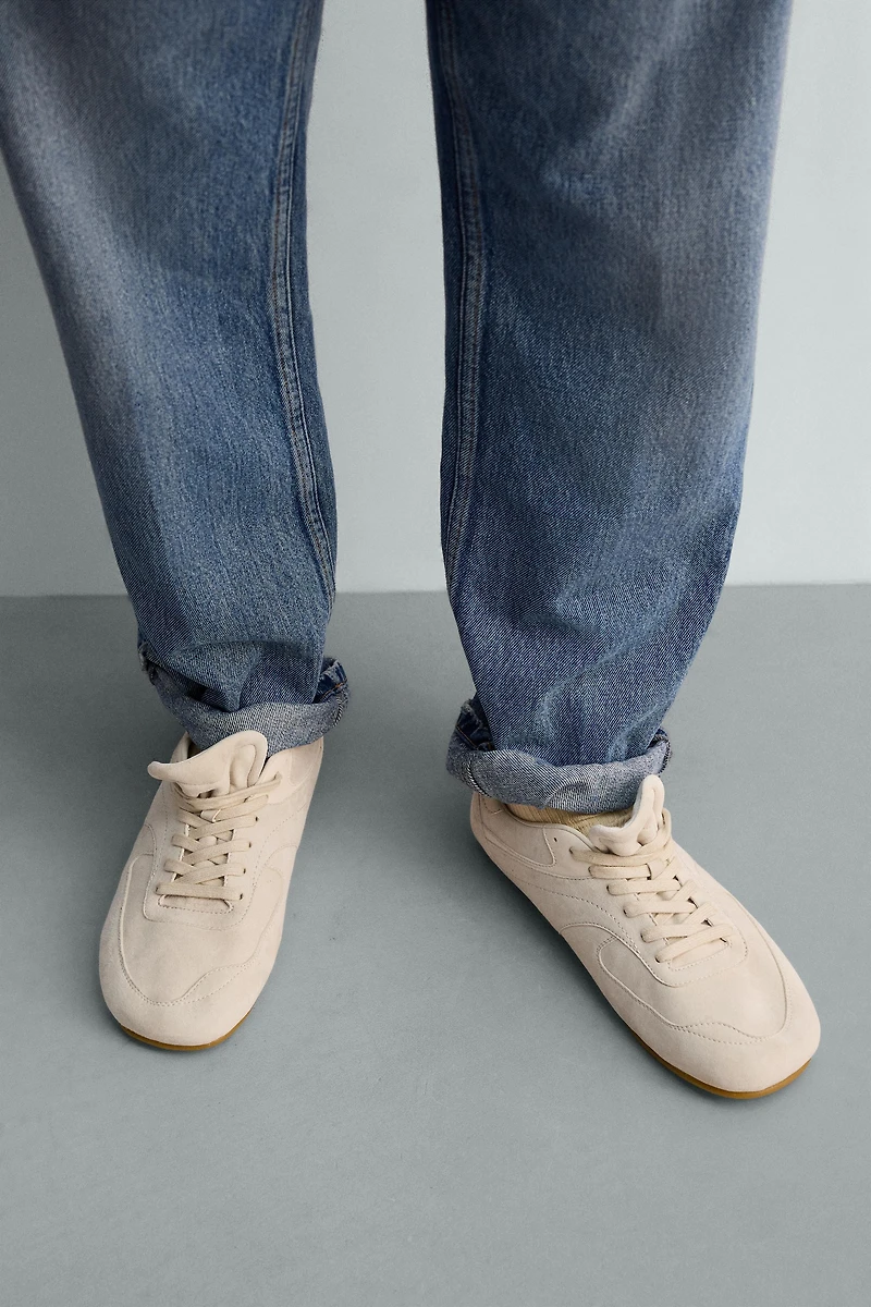 LEATHER SNEAKERS