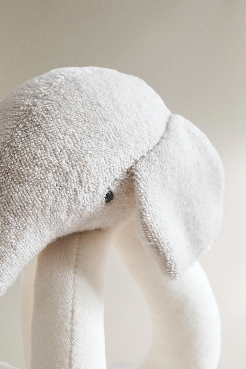 CHILDREN'S ELEPHANT PLUSH TOY RATTLE