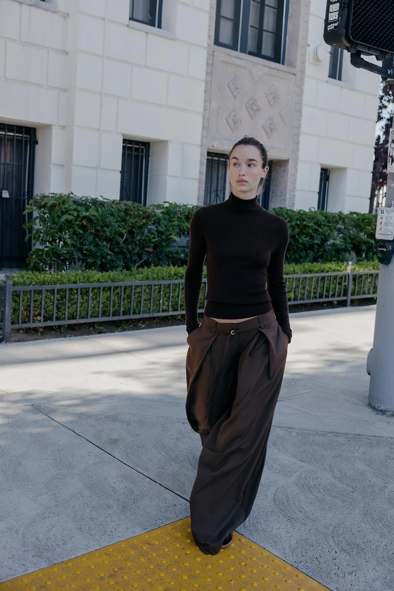 WOOL HIGH-NECK JUMPER