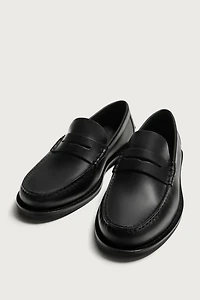 MOCASSINS EN CUIR À MASQUE
