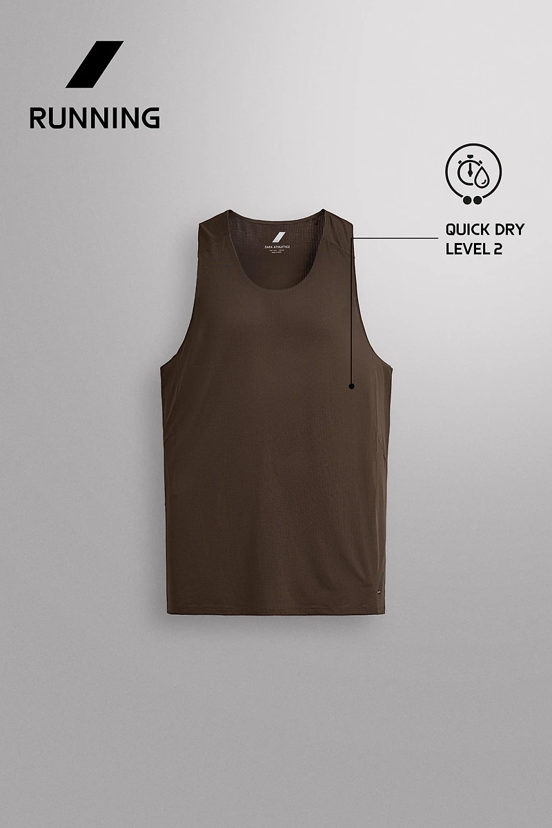 LIGHTWEIGHT RUNNING TANK TOP