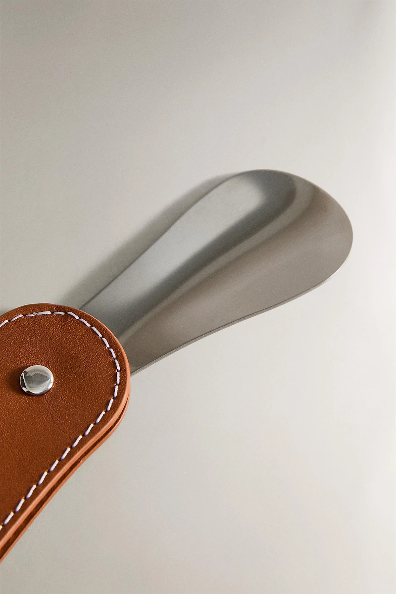 CHAUSSE-PIED CUIR VOYAGE