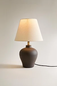 CERAMIC TABLE LAMP