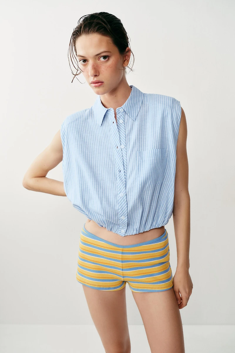 CHEMISE COURTE À RAYURES AVEC ÉPAULETTES