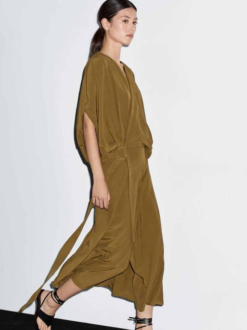 Wrap dress with buckle