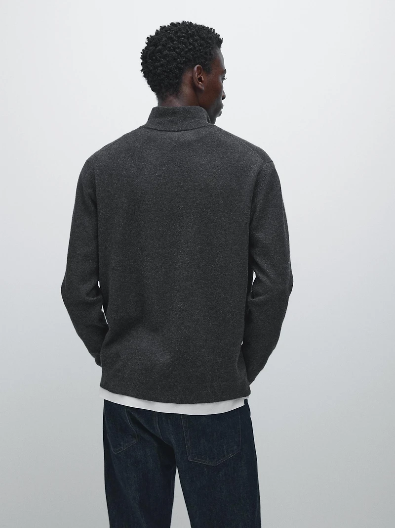 Mock neck knit sweater with zip