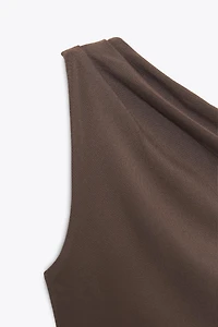 ASYMMETRIC TEXTURED TOP