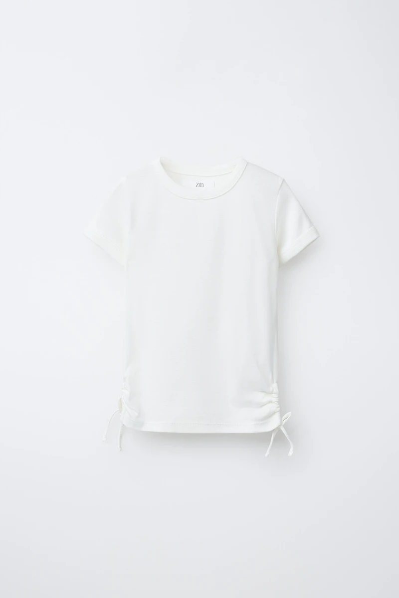 HAUT EN MODAL AVEC CUT OUT ET LACETS