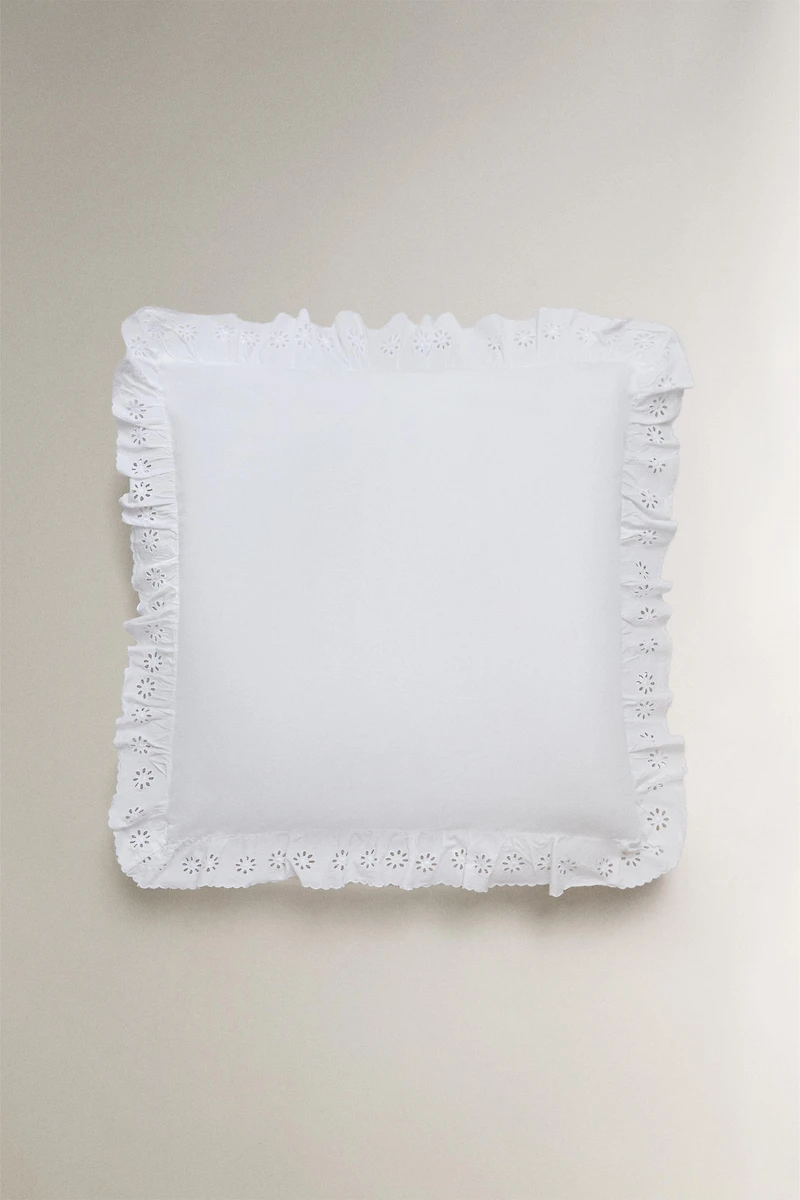 RUFFLED COTTON PILLOWCASE