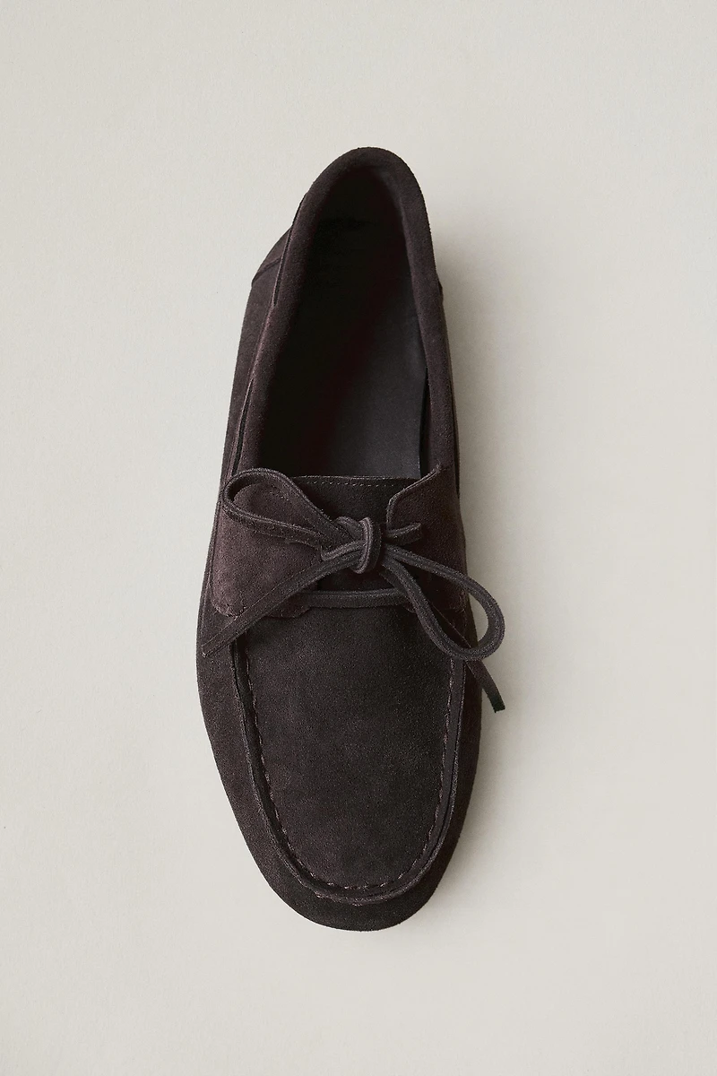 LEATHER LOAFERS
