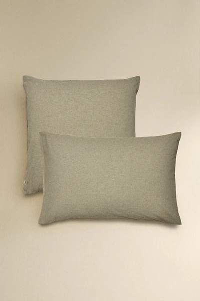 TAIE D’OREILLER FIL TEINT CARREAUX NOËL