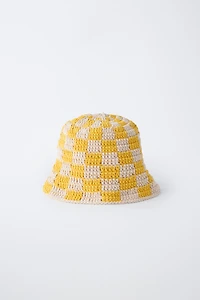 CHAPEAU BOB EN MAILLE CROCHET DAMIER