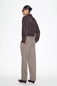 MID-RISE STRAIGHT LEG PANTS