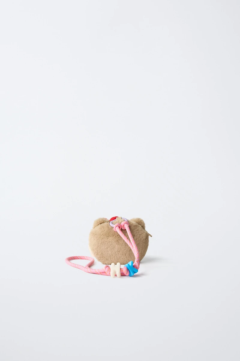 CHARM HELLO KITTY © SANRIO