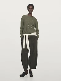Crew neck cashmere sweater