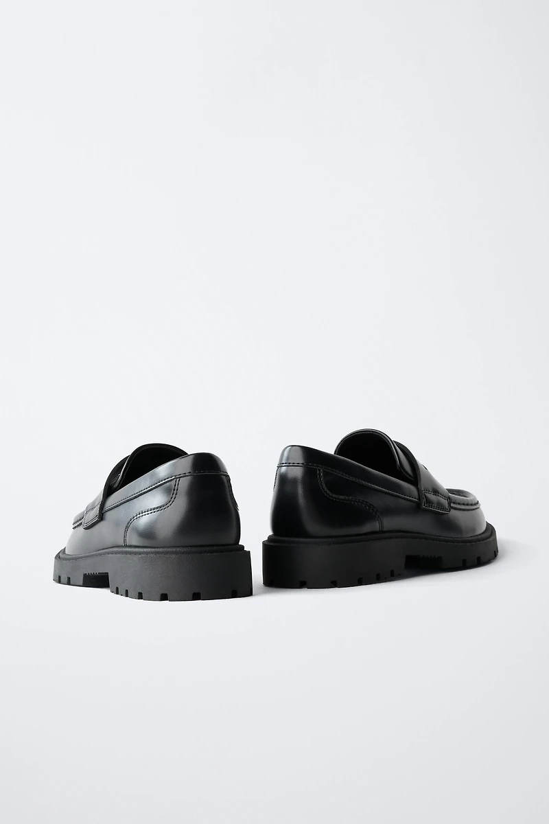 SCHOOL LOAFERS