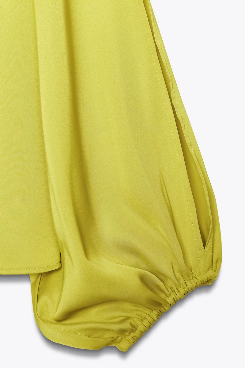 SATIN EFFECT CUTOUT SLEEVE TOP