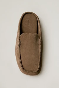 LEATHER MULE LOAFERS