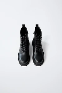 LACED BOOTS