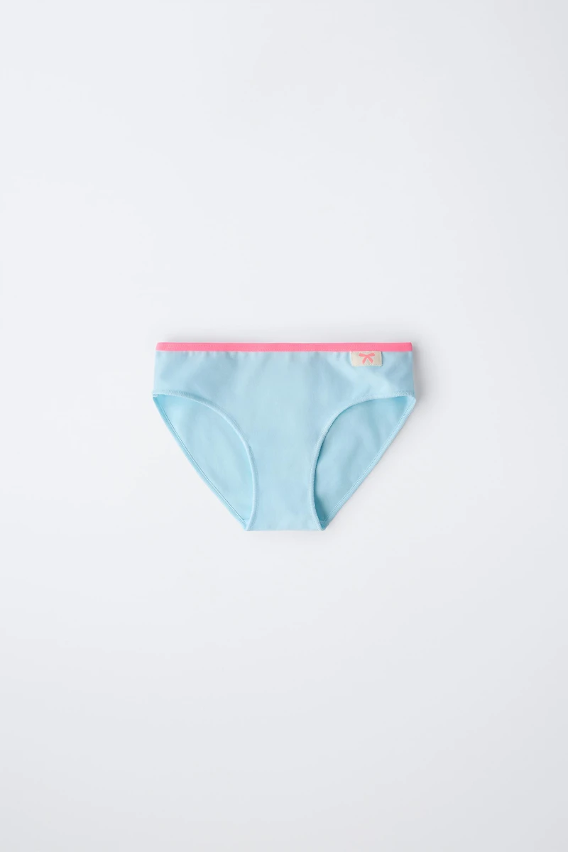 AGES 6-14 / SIX-PACK OF BRIEFS WITH FLUORESCENT DETAILS
