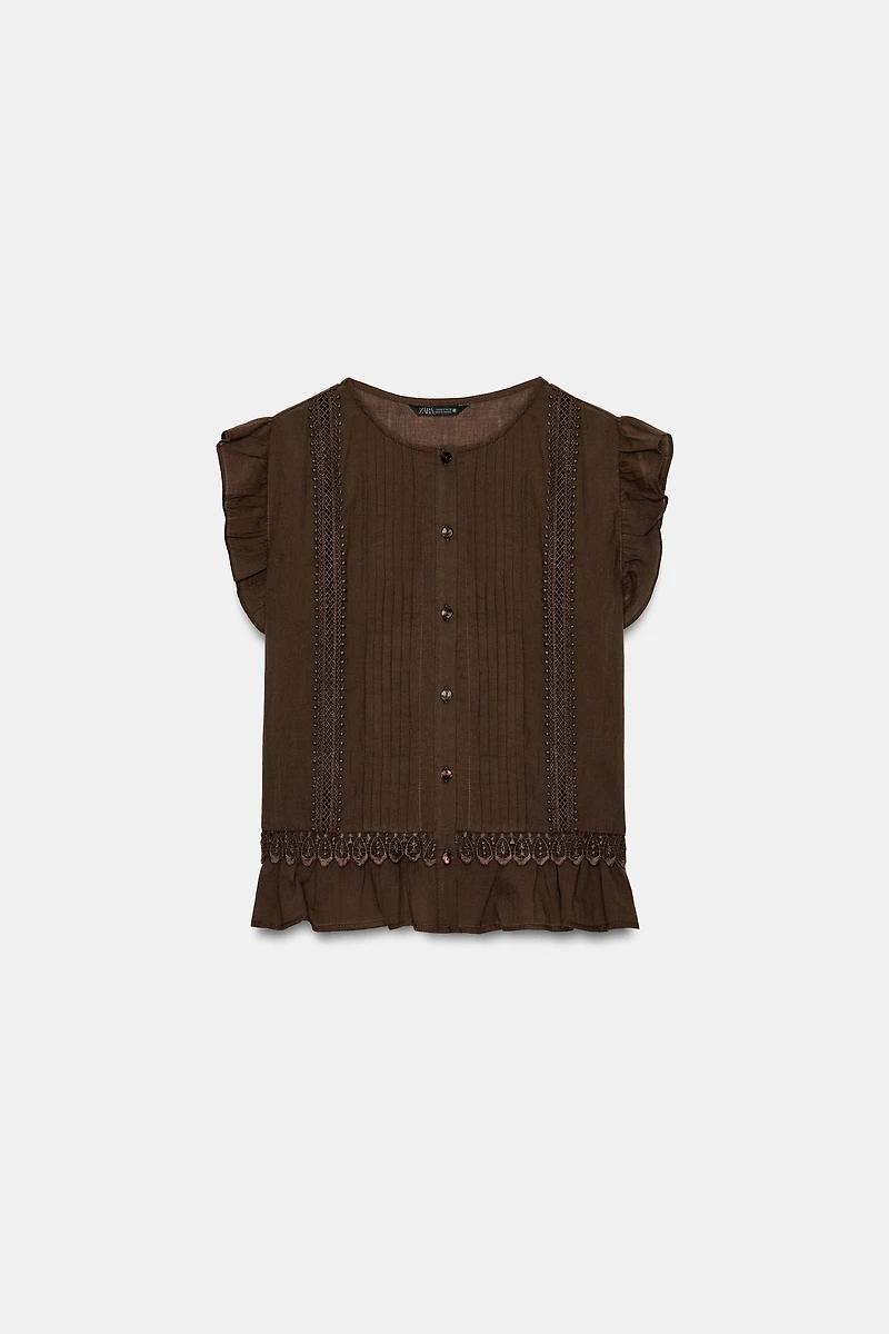 RUFFLED LACE BLOUSE