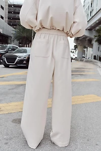 PIN TUCK STRAIGHT LEG PANTS
