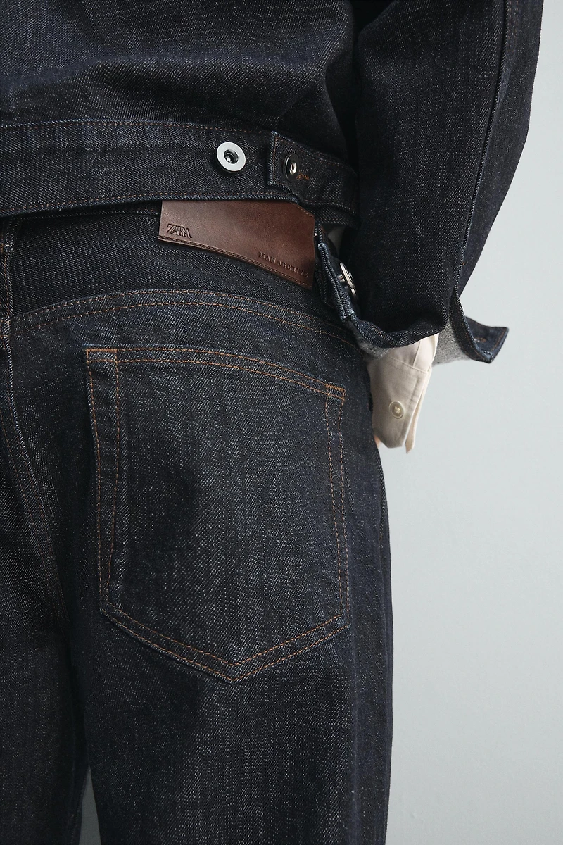 LIMITED EDITION STRAIGHT FIT JEANS