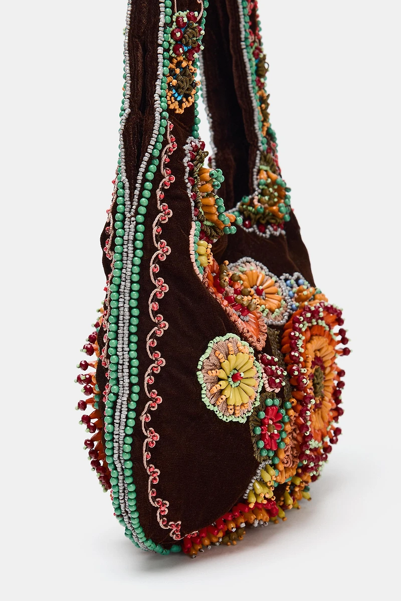EMBROIDERED SHOULDER BAG