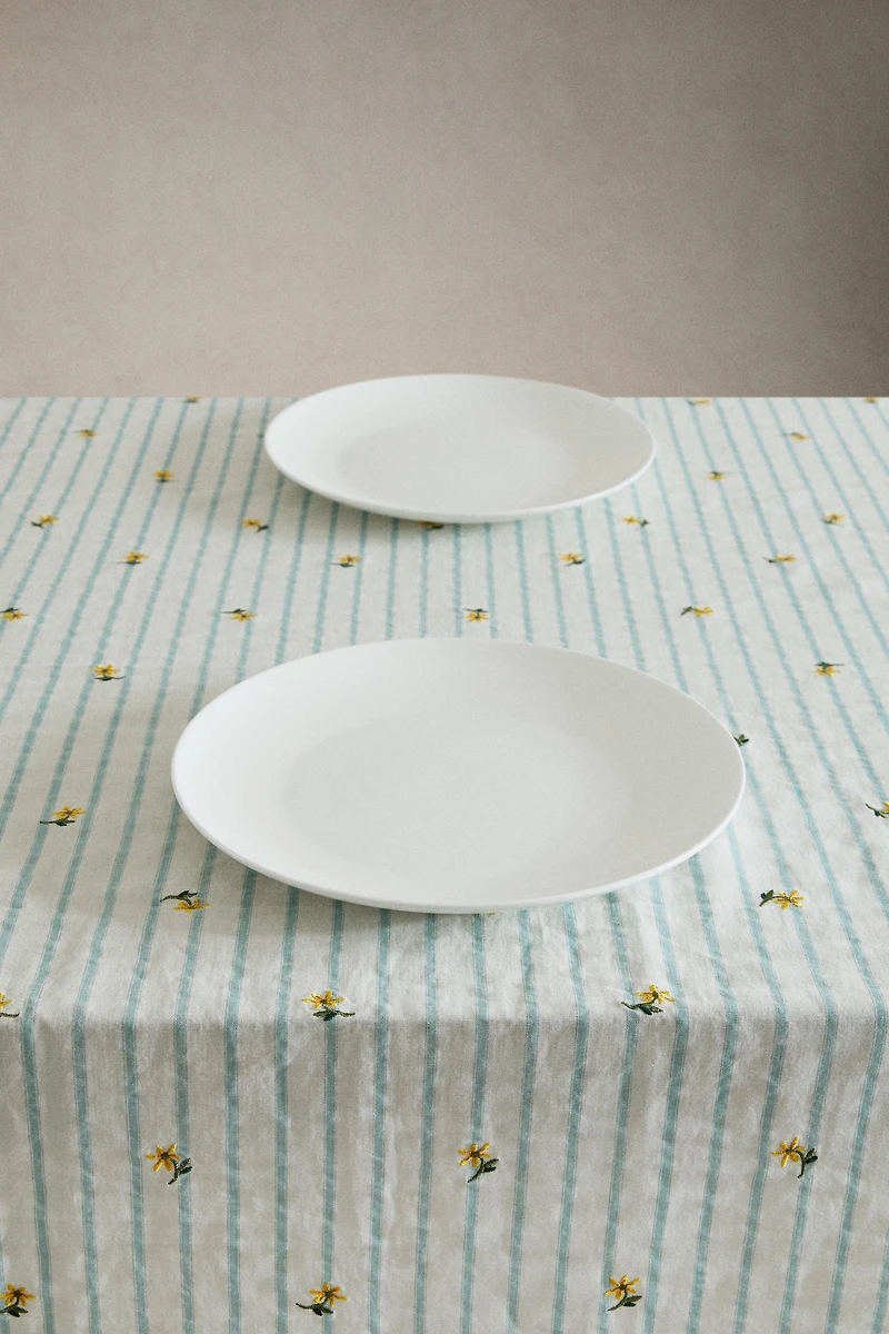 STRIPED TABLECLOTH WITH FLORAL EMBROIDERY
