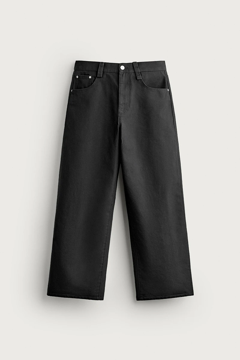 STRAIGHT RELAXED FIT JEANS