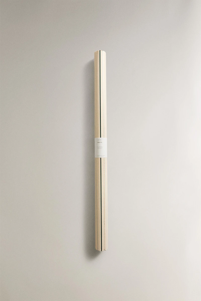 CHRISTMAS ALTERNATING STRIPED WRAPPING PAPER