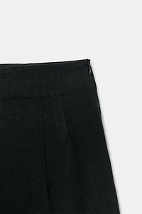 PLEATED SHORTS