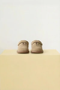 LEATHER SNEAKERS
