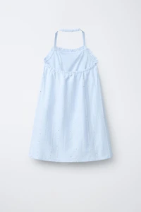 ROBE BRODÉE À PAILLETTES