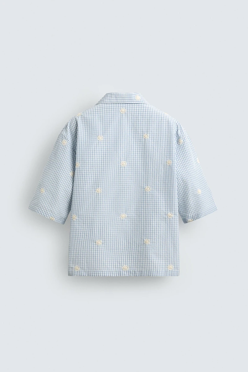 FLORAL EMBROIDERY RELAXED FIT SHIRT