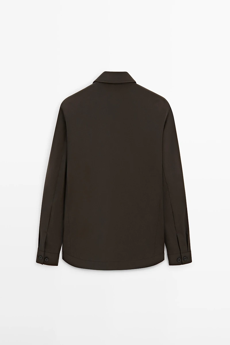 Short jacket with pocket details