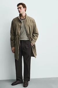 PANTALON STRUCTURÉ À PLIS