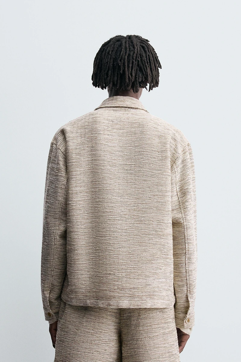 CONTRAST TEXTURED OVERSHIRT